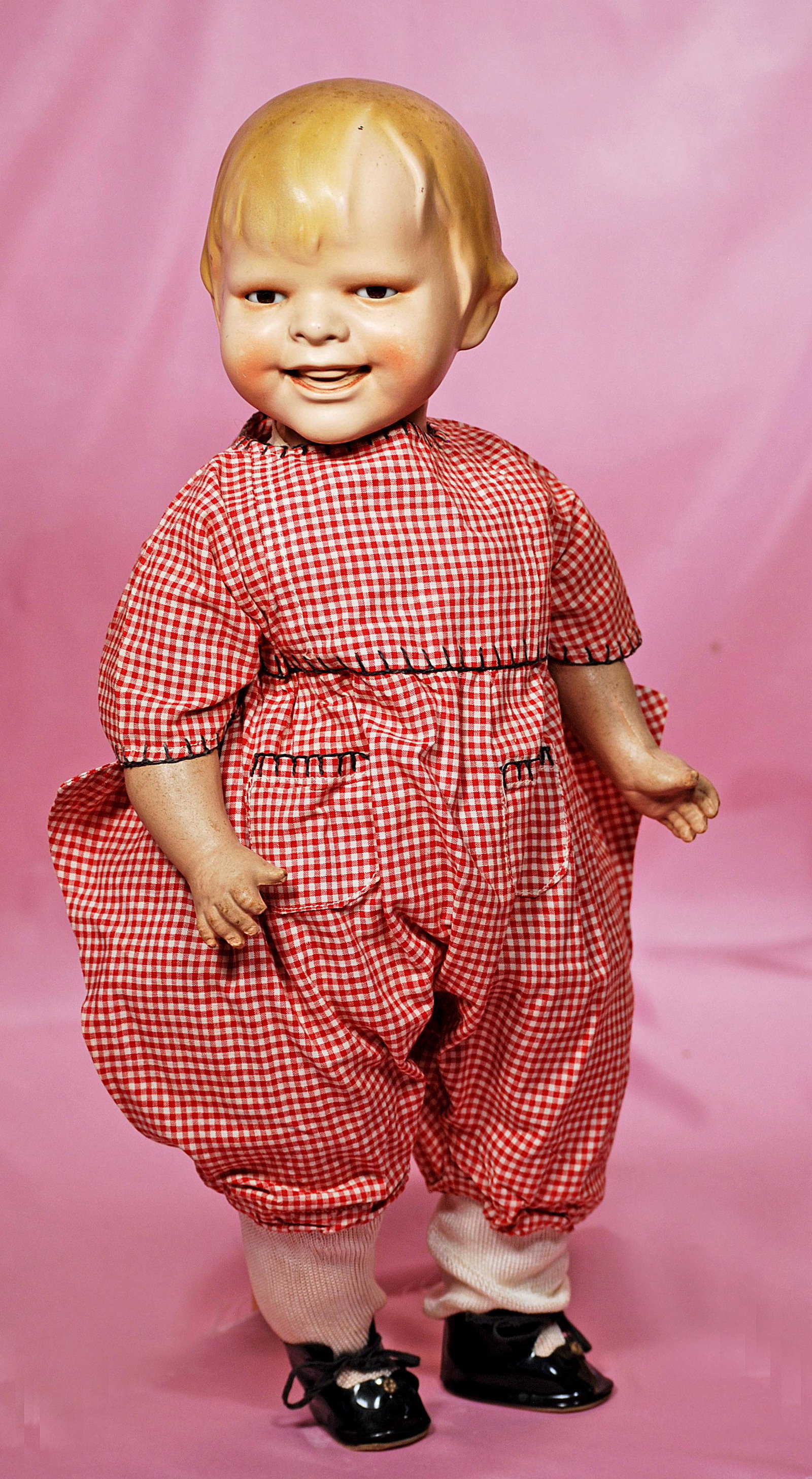 AMERICAN PORTRAIT DOLL "GLADDIE" BY DESIGNED BY HELEN: AMERICAN PORTRAIT DOLL "GLADDIE" BY DESIGNED BY HELEN JENSEN. 18". Marks: Gladdie Copyright by Helen W. Jensen Germany Earthenware head with flanged neck and sculpted short curly hair, with bangs, bro