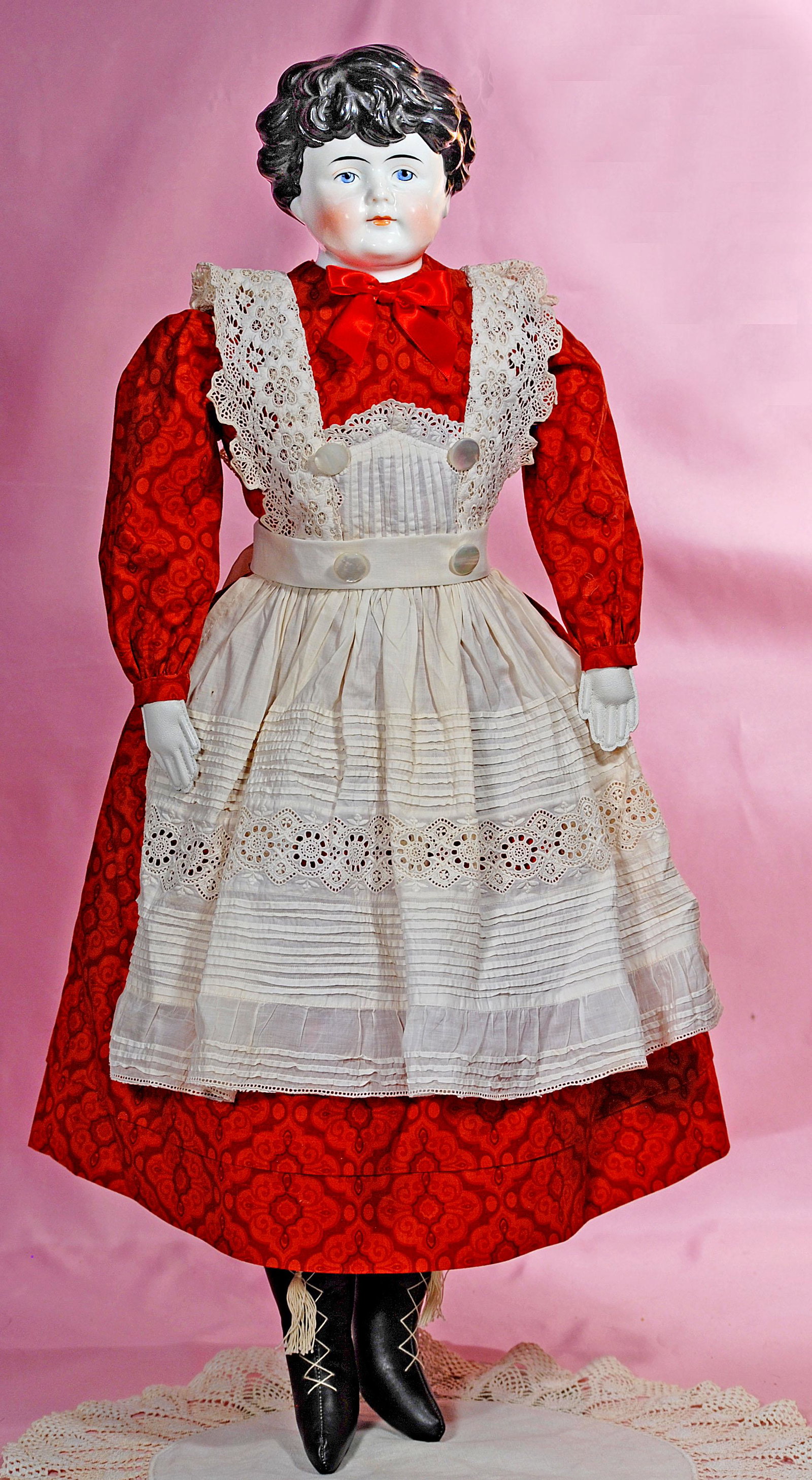 LARGE GERMAN CHINA LADY WITH BANGS (1 of 2)