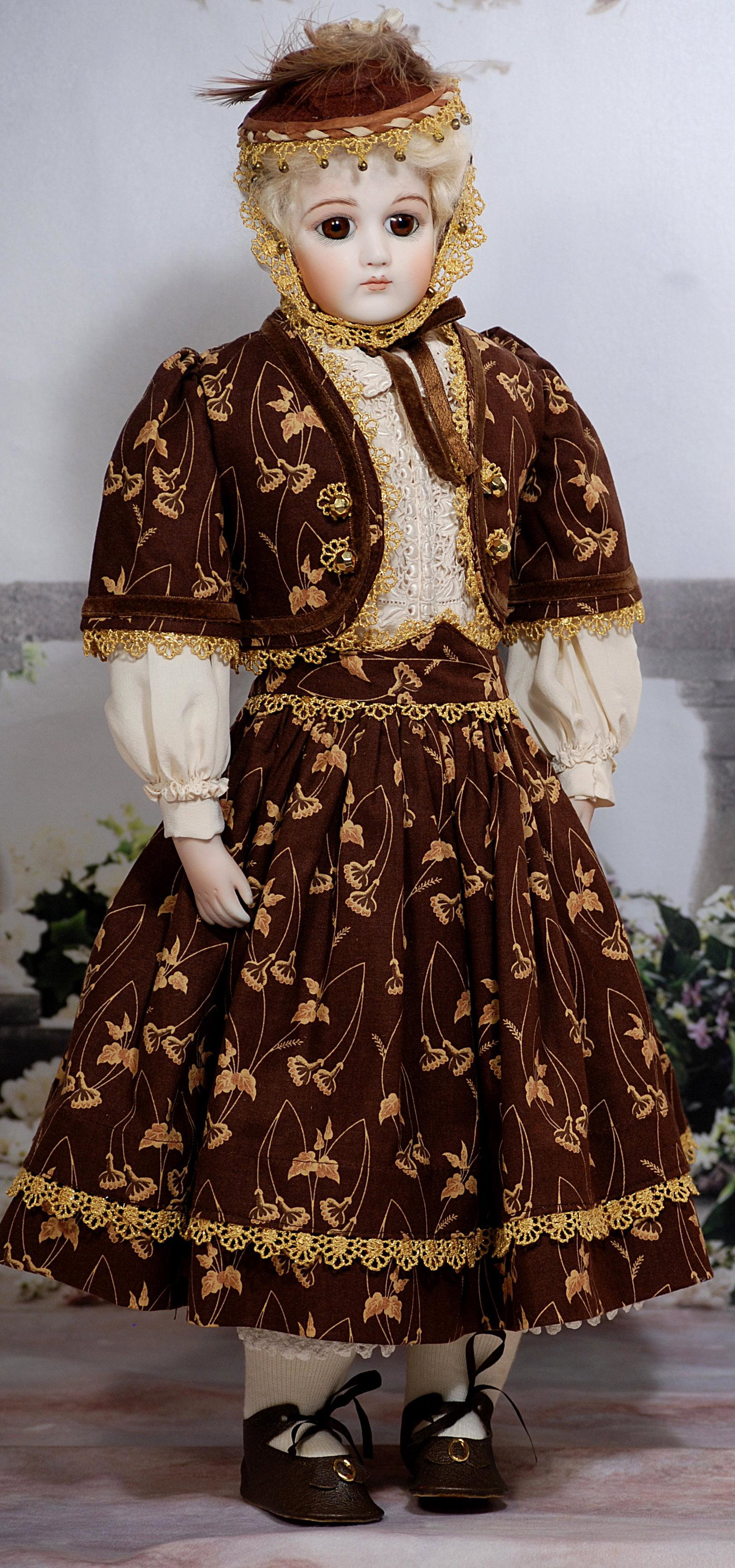 JUMEAU PORTRAIT FASHION DOLL BY CALLI-LOU (1 of 2)