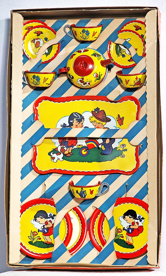 BOXED FIFTEEN-PIECE TEA SET BY OHIO ART COMPANY (1 of 1)