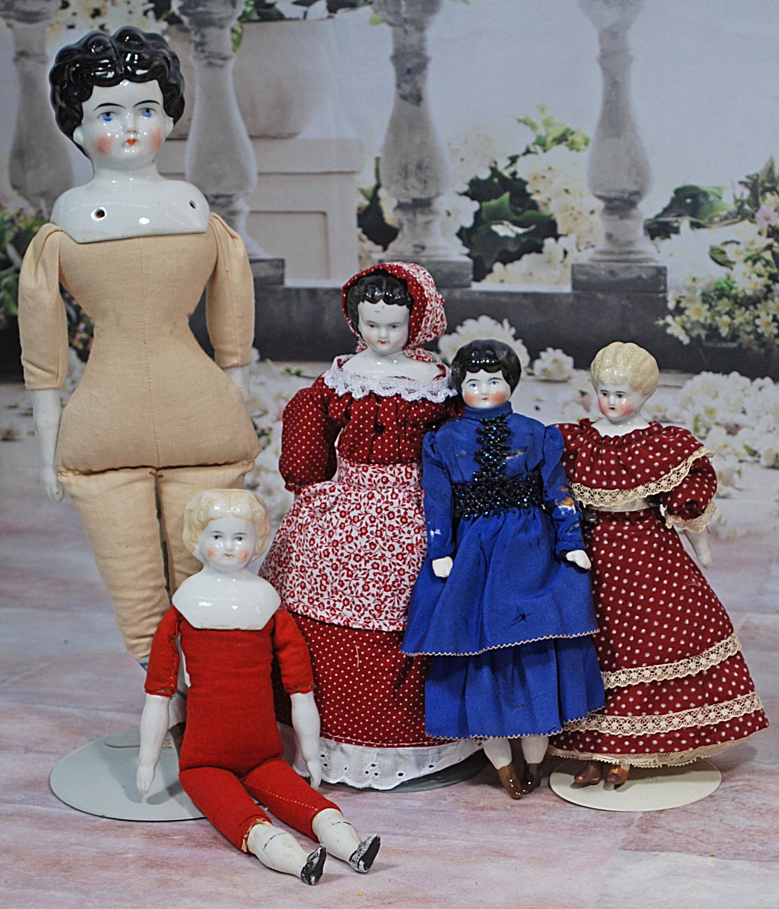 FIVE CHINA DOLLS (1 of 1)