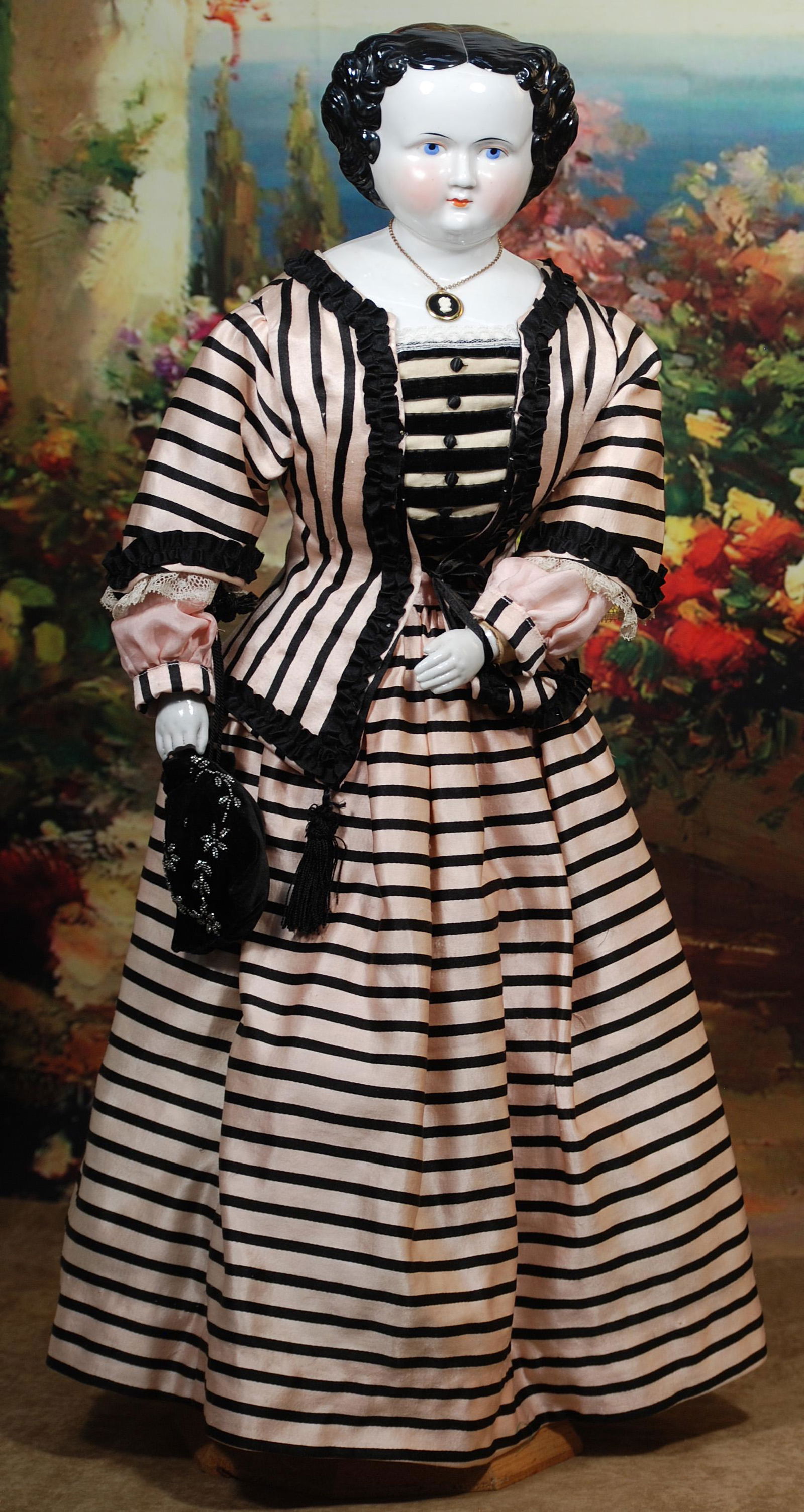 GERMAN CHINA LADY (1 of 2)