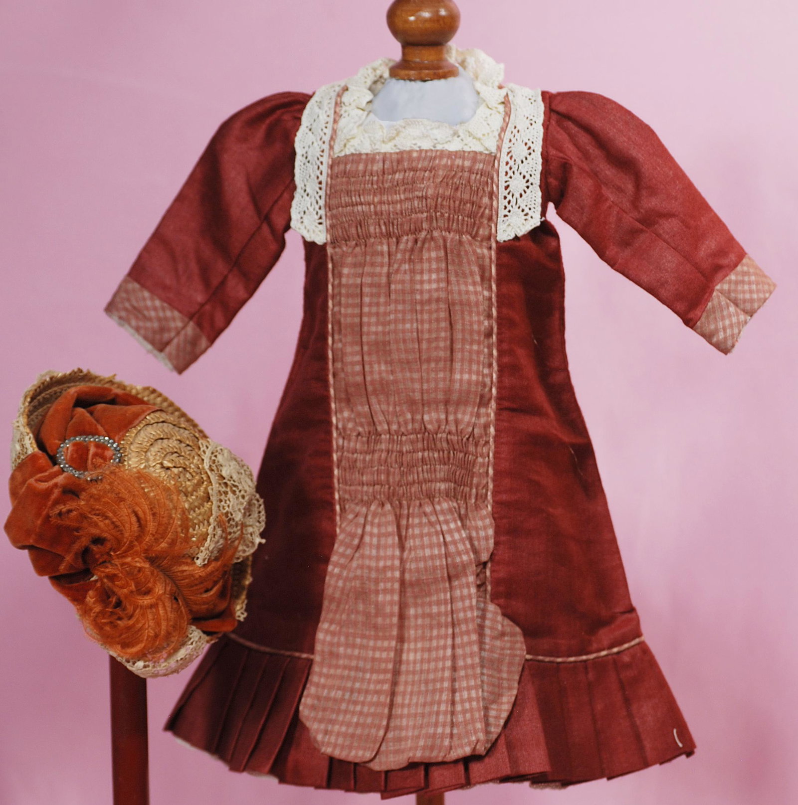 DOLL DRESS AND BONNET (1 of 1)