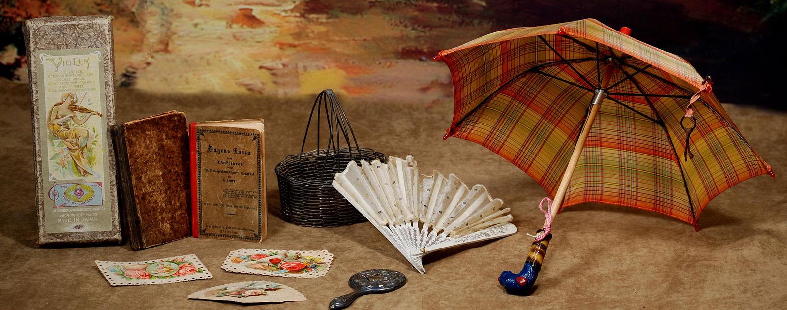 ASSORTED DOLL MEMORABILIA (1 of 1)