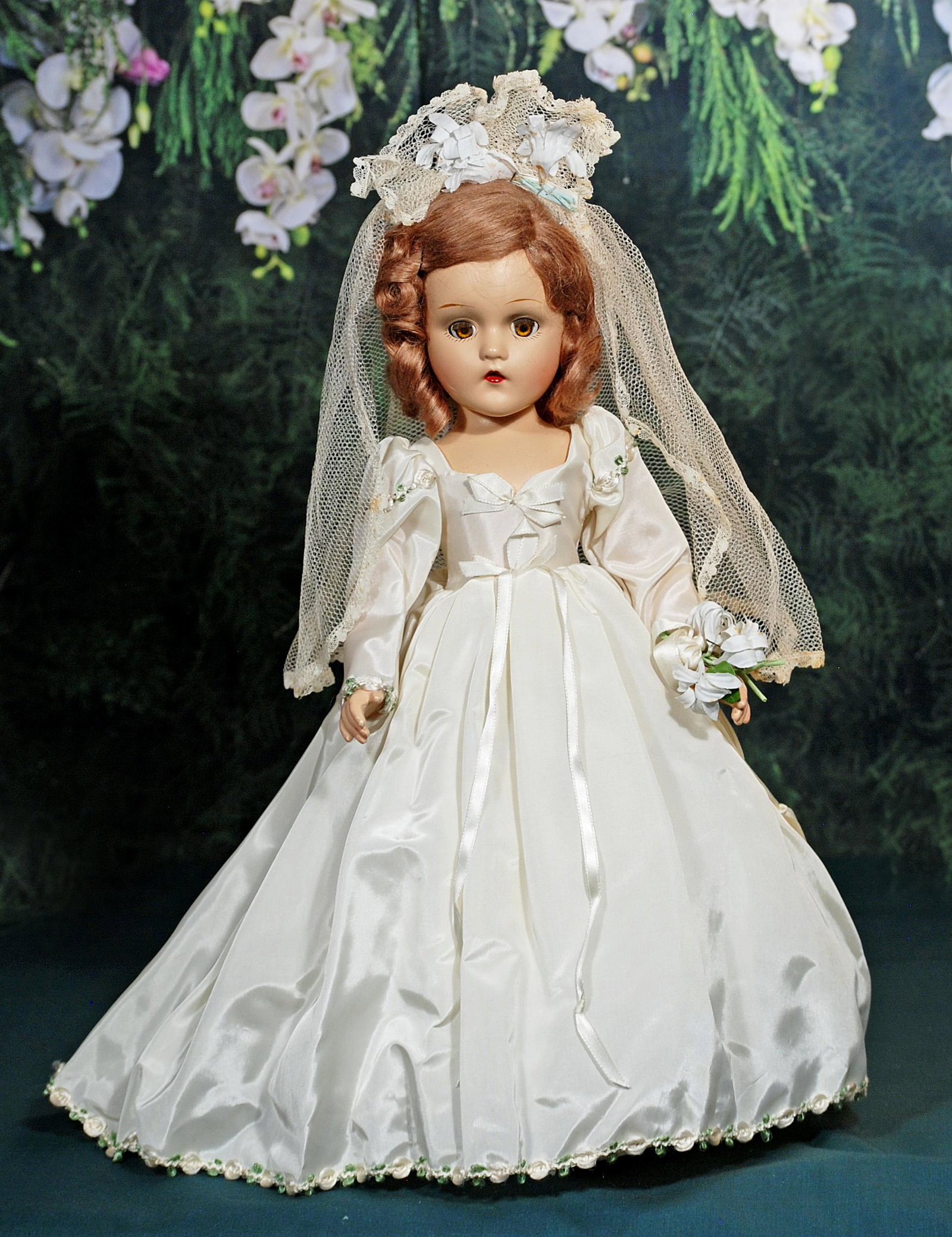 ALEXANDER COMPOSITION WENDY BRIDE IN WHITE SATIN (1 of 2)