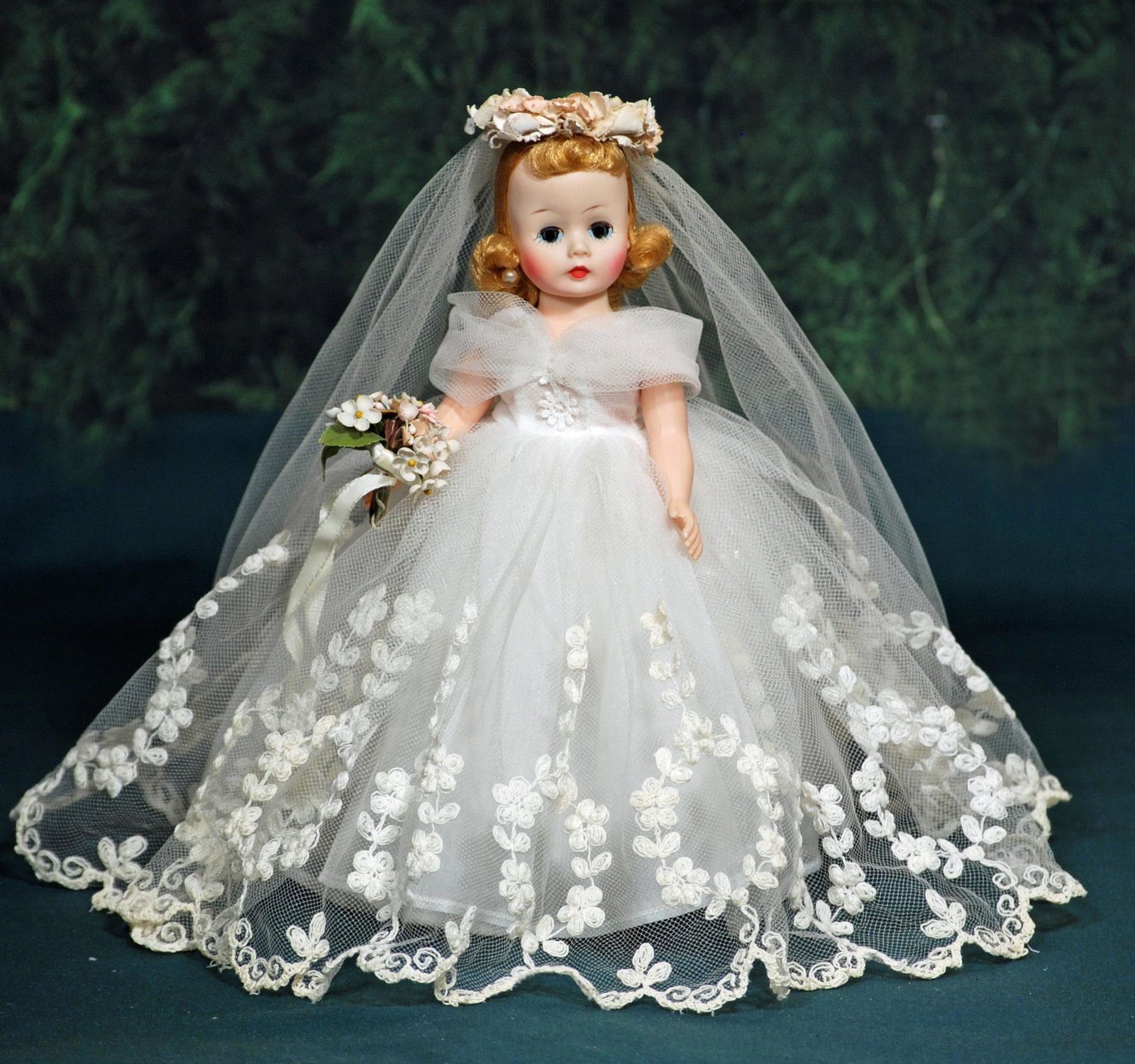ALEXANDER CISSETTE IN TULLE WEDDING WREATH GOWN (1 of 1)
