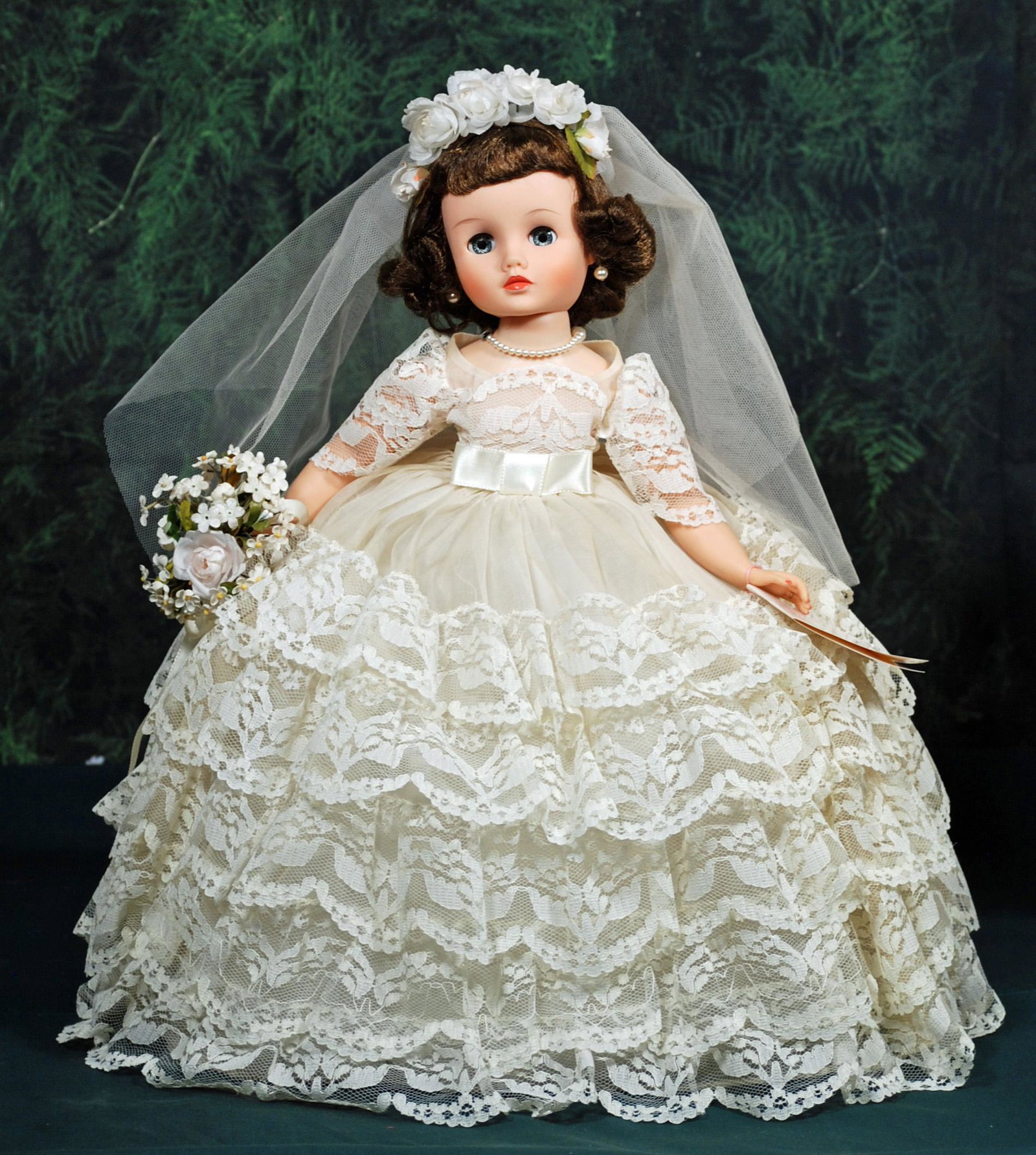 ALEXANDER ELISE BRIDE IN LAVISH LACE GOWN (1 of 1)