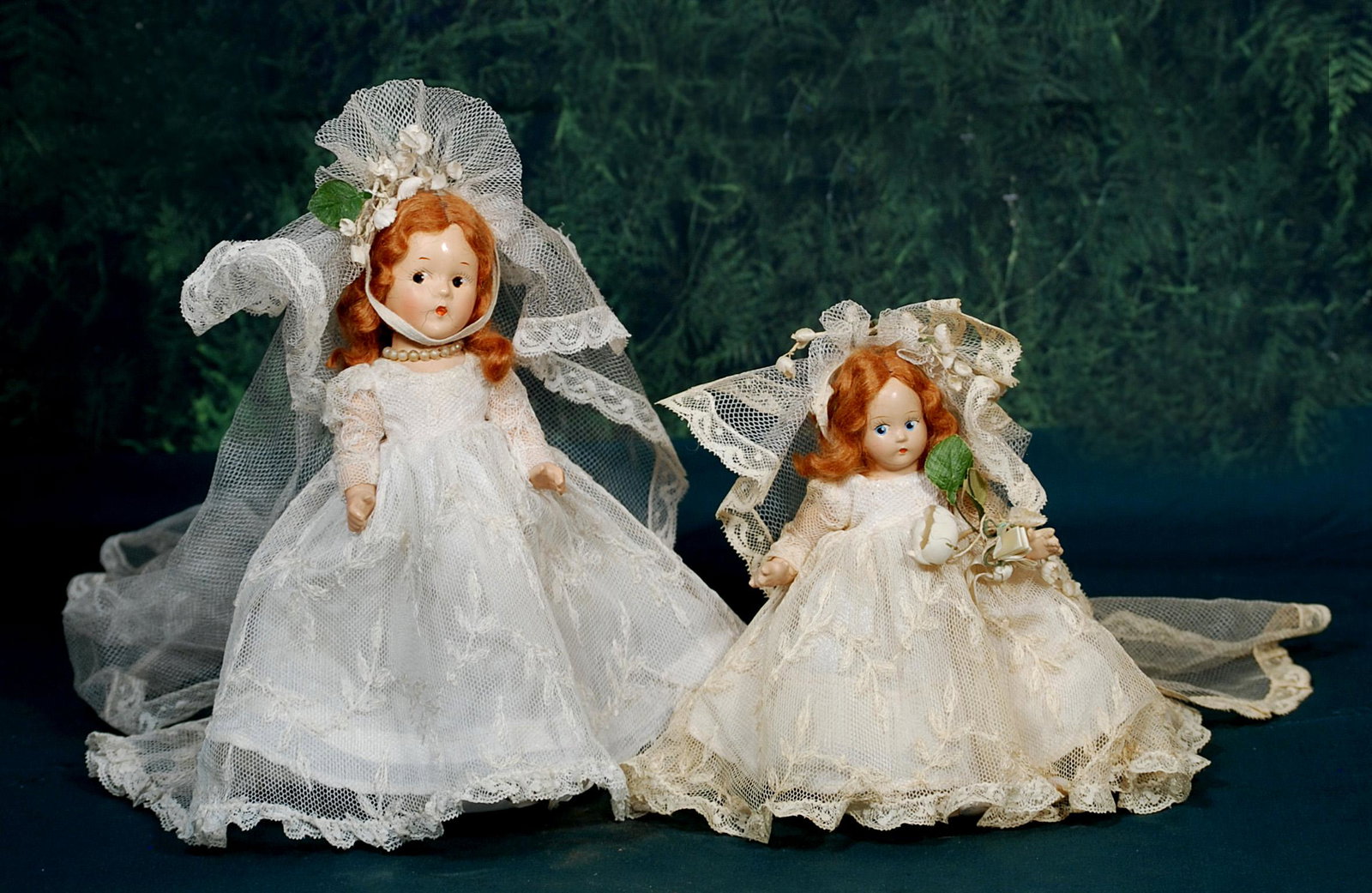 COMPOSITION TINY BETTY AND LITTLE BETTY BRIDE DOLLS (1 of 1)