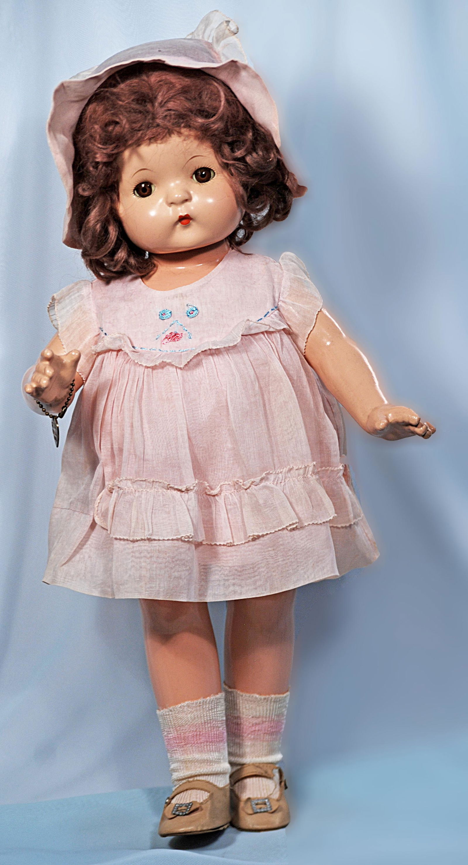 EFFANBEE COMPOSITON PATSY ANN WITH WIG AND SLEEP EYES (1 of 2)