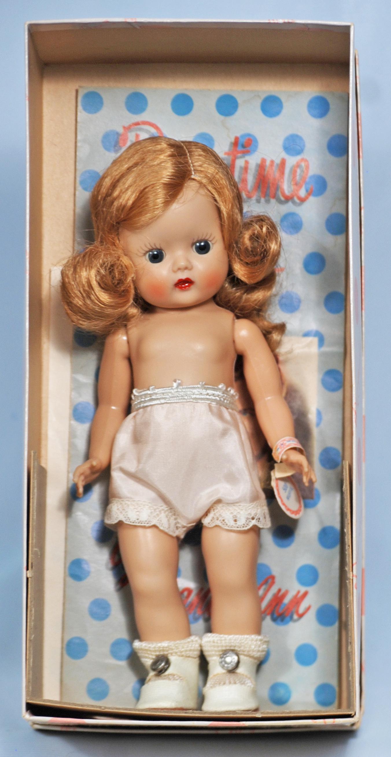 1953 BASIC MUFFIE BY NANCY ANN STORYBOOK DOLLS (1 of 1)