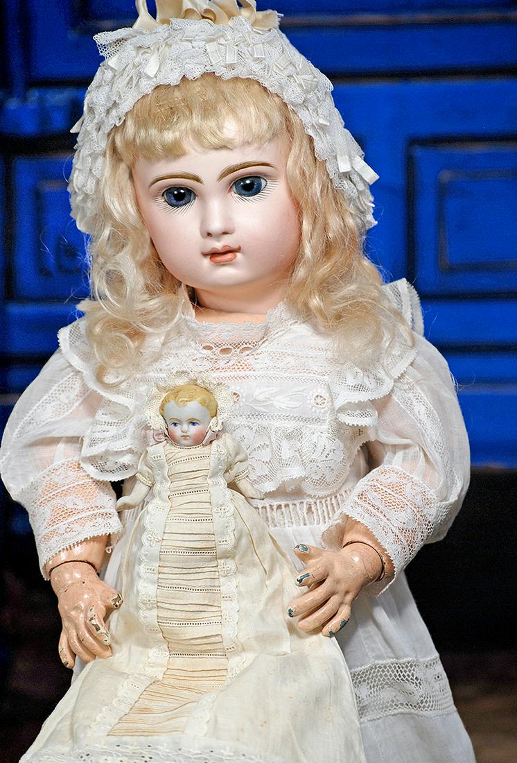 110.  BEAUTIFUL FRENCH BISQUE BEBE BY JUMEAU WITH (1 of 3)