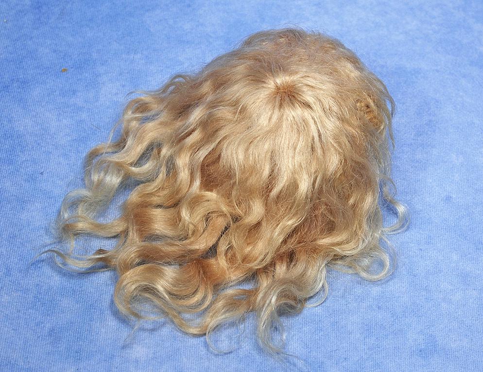 ANTIQUE MOHAIR DOLL WIG (1 of 1)