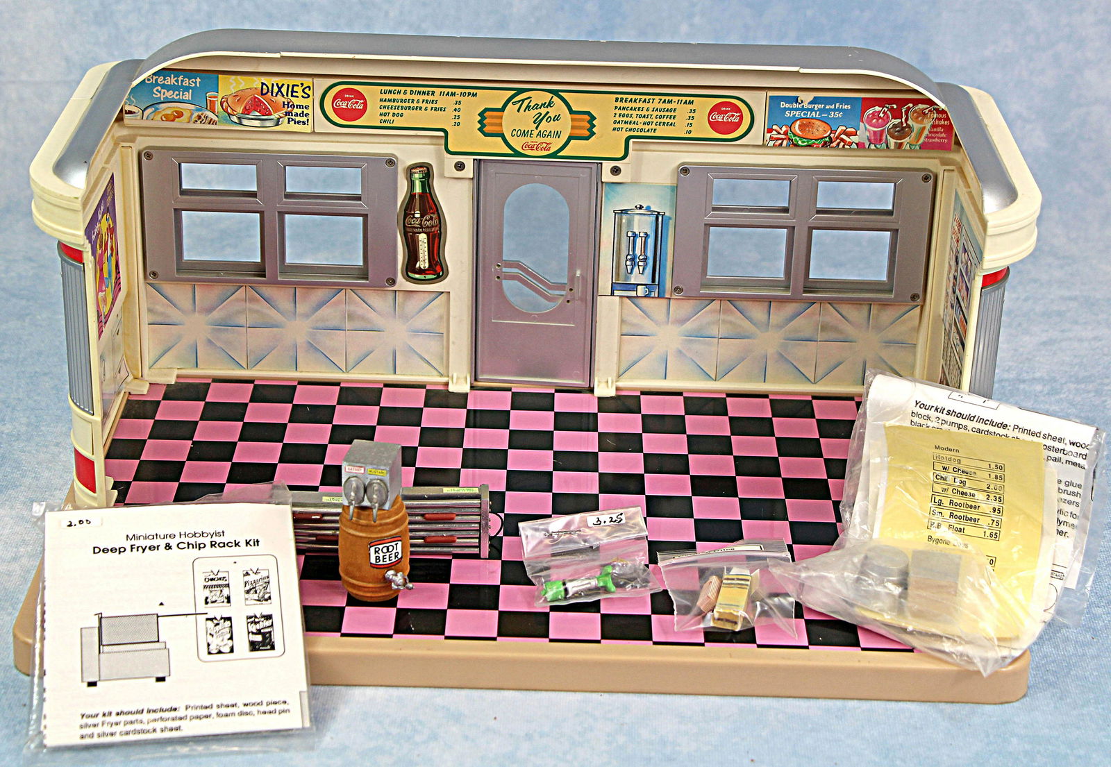 1950s MOLDED PLASTIC AND METAL DINER (1 of 2)