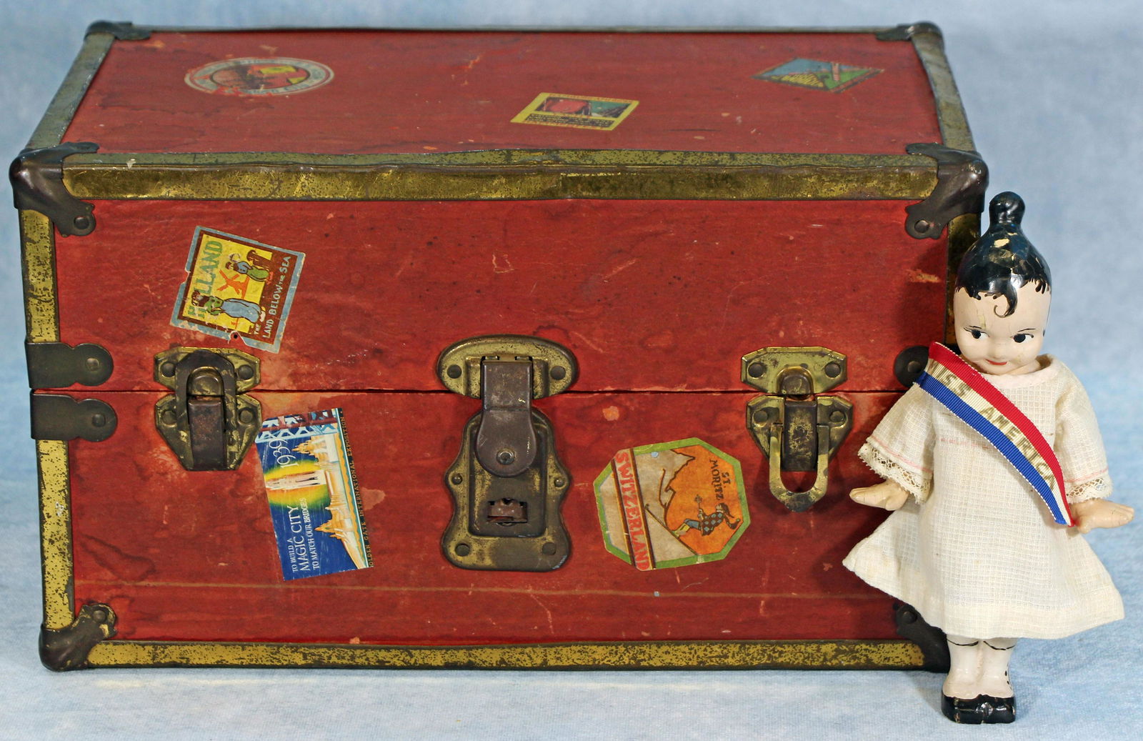 EARLY COMPOSITION DOLL WITH TRUNK (1 of 2)