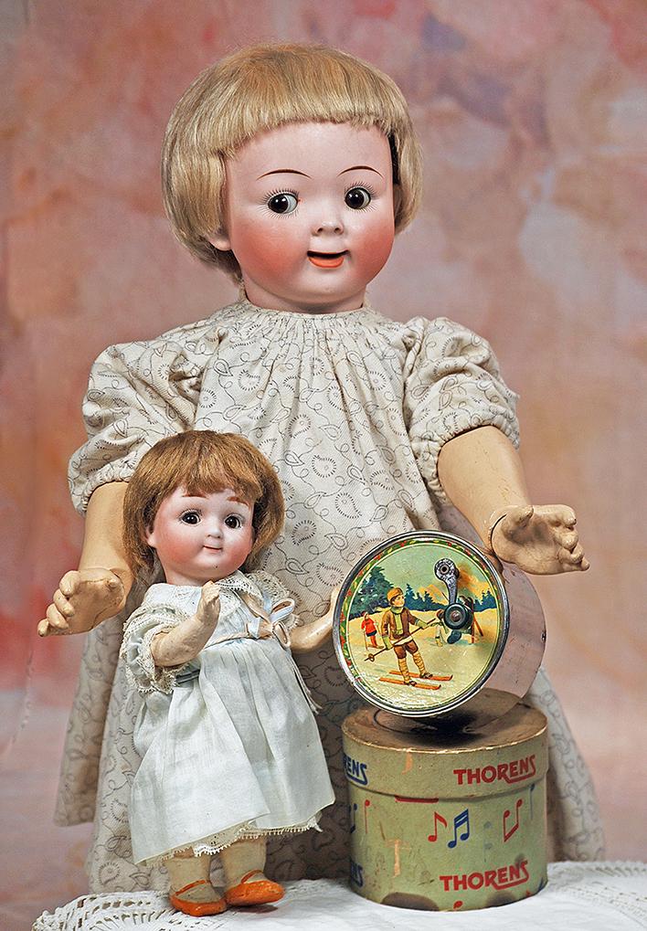 GERMAN BISQUE GLASS-EYED GOOGLY BY GEBRUDER HEUBACH (1 of 2)