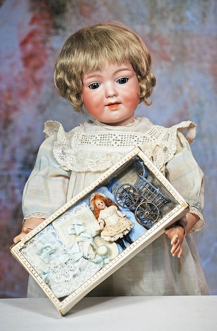 MINIATURE ALL BISQUE DOLL IN PRESENTATION BOX (1 of 2)