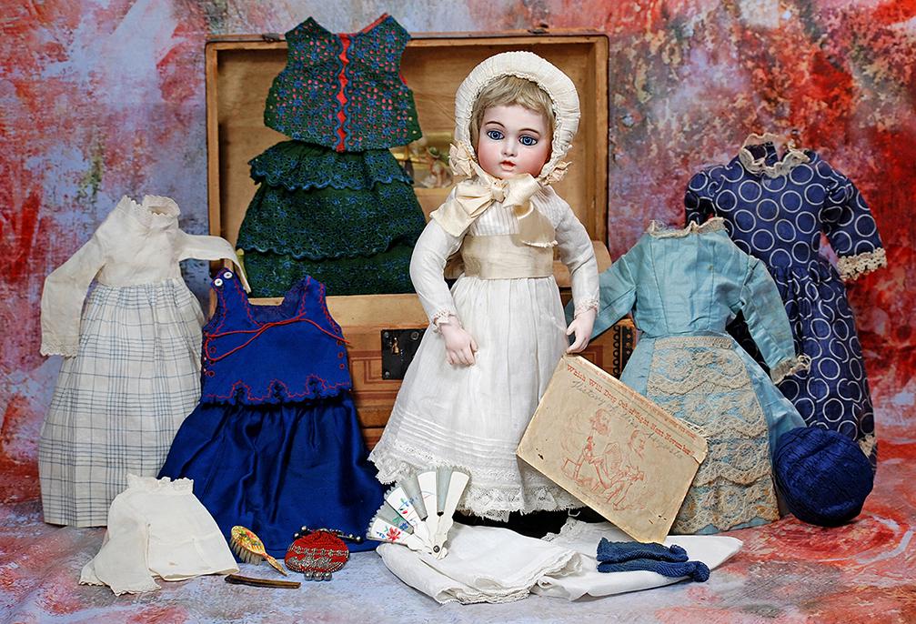 OUTSTANDING FRENCH BISQUE BRU CIRCLE DOT BEBE WITH FAMILY PROVENANCE, TROUSSEAU & TRUNK (1 of 6)