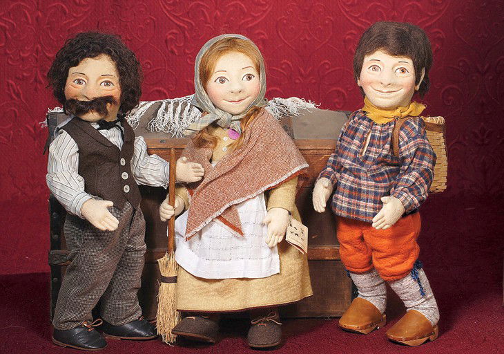 R. JOHN WRIGHT EARLYCHARACTER DOLL "BERNARD". 17".: R. JOHN WRIGHT EARLYCHARACTER DOLL "BERNARD". 17". Molded felt with unique character features, broad beaming smile, prominent nose, brown eyes and high cheek bones, tapered brows, side-parted dark bro