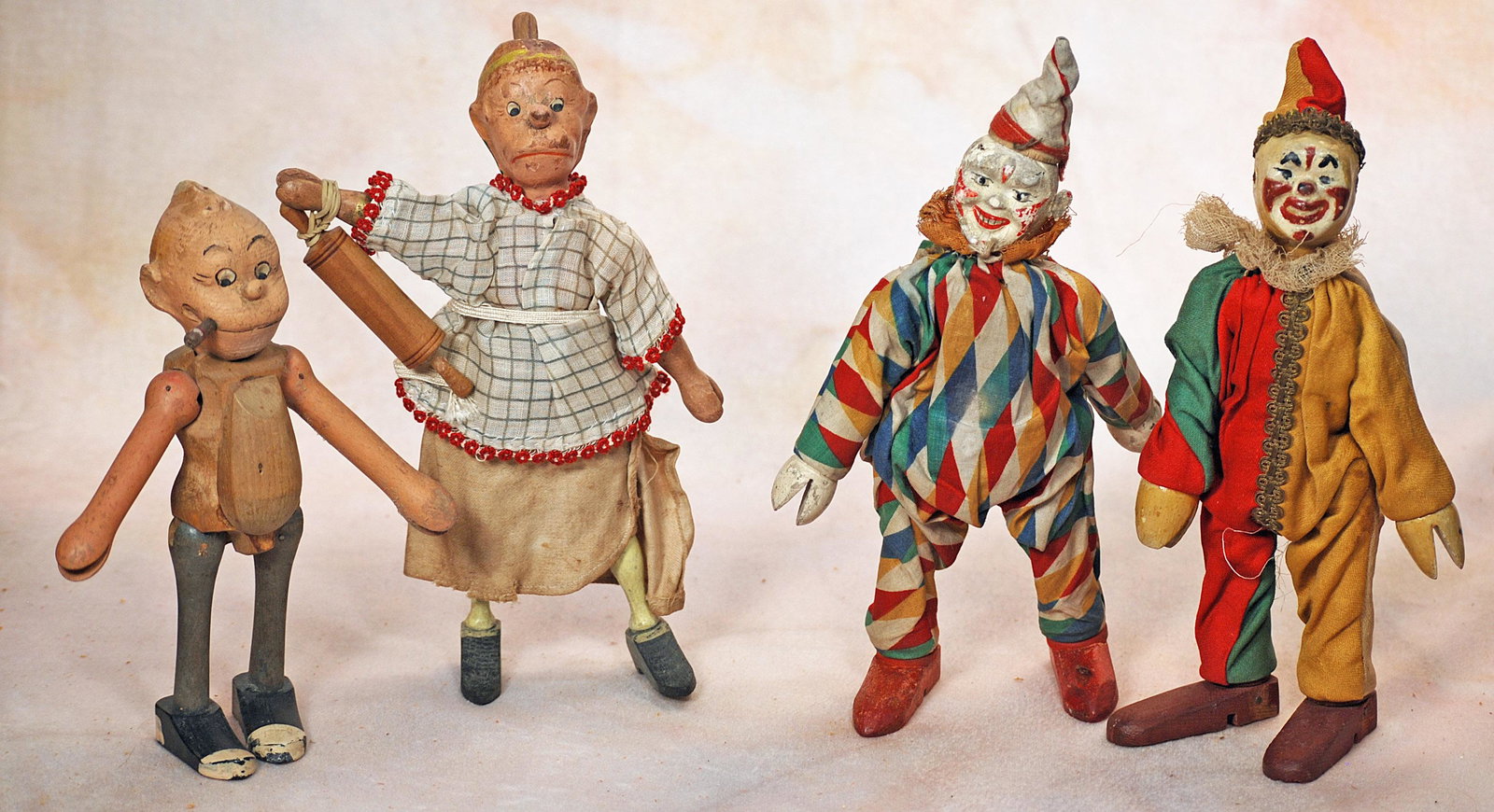 SCHOENHUT COMIC CHARACTERS “MAGGIE & JIGGS” PLUS TWO CLOWNS (1 of 1)