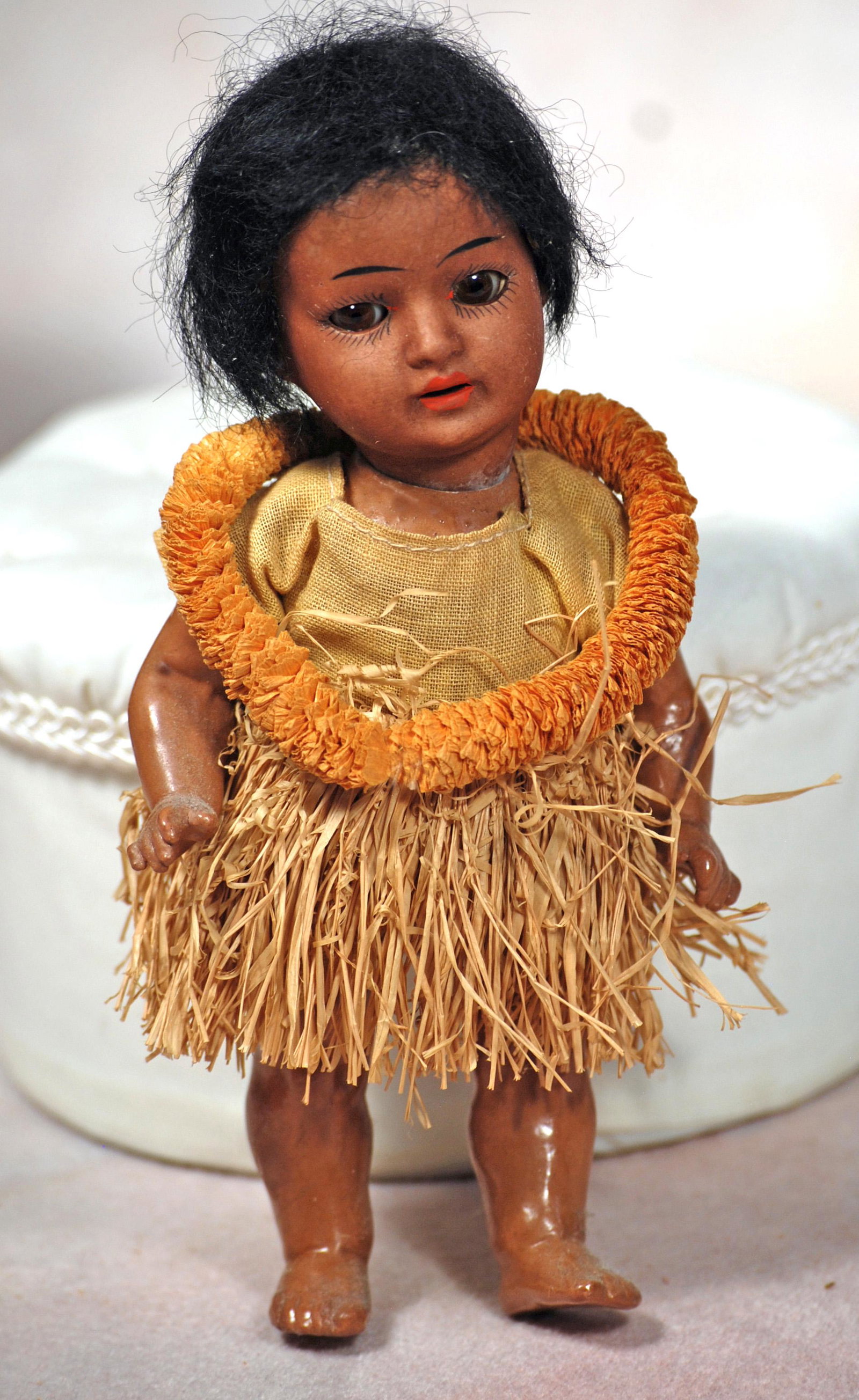 GERMAN BROWN BISQUE “HANNAH” BY SCHOENAU & HOFFMEISTER (1 of 1)