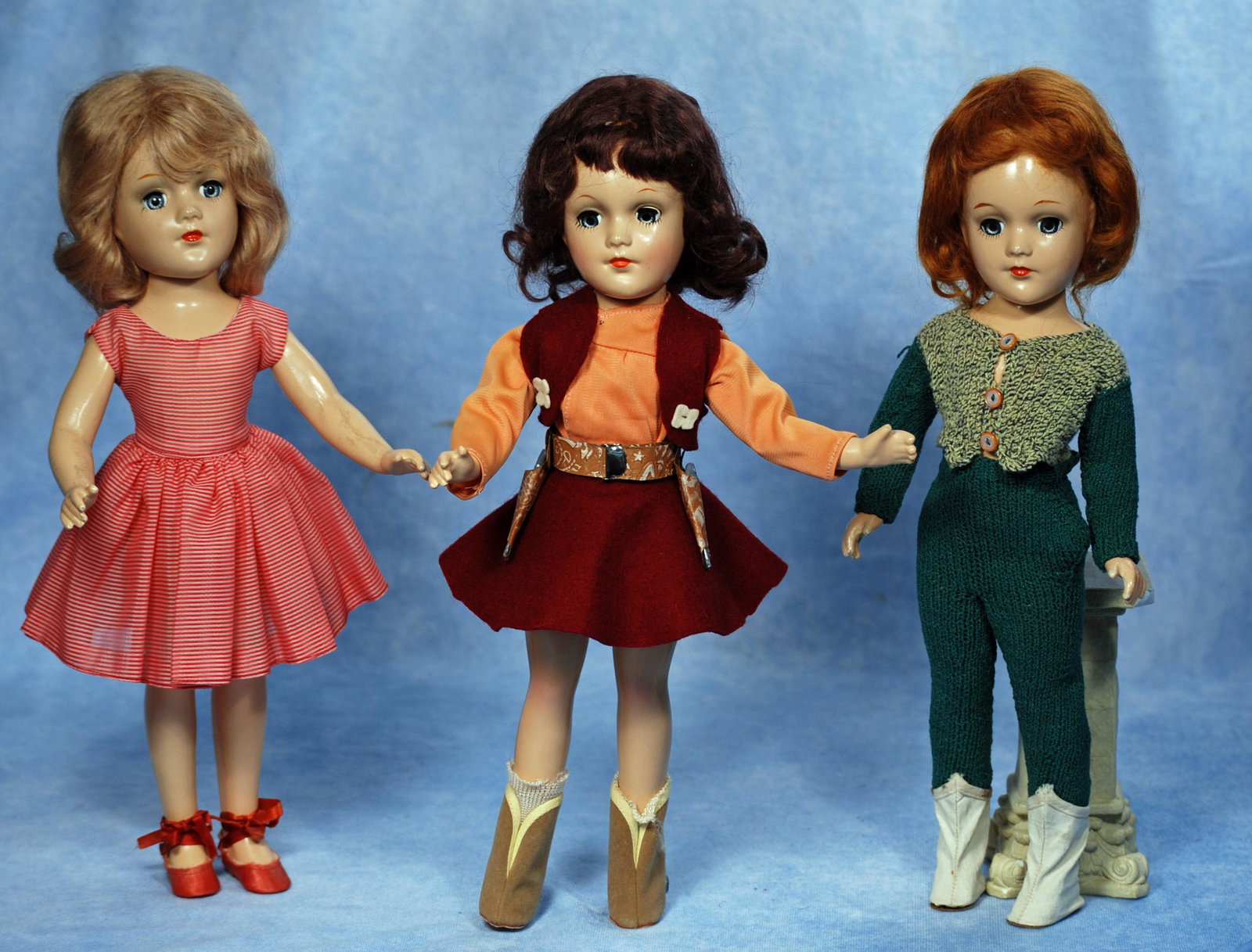 THREE COMPOSITION MARY HOYER DOLLS (1 of 1)