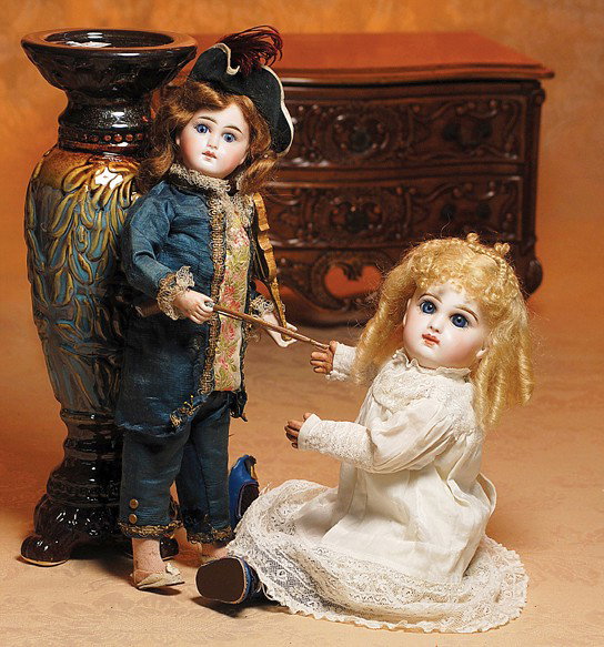 FRENCH BISQUE TETE JUMEAU SIZE 3: FRENCH BISQUE TETE JUMEAU SIZE 3. 13". Marks: Tete Jumeau Bte SGDG 3. Bisque socket head, blue paperweight eyes, painted lashes, feathered and brushstroked brows, pierced ears, closed mouth, shaded an