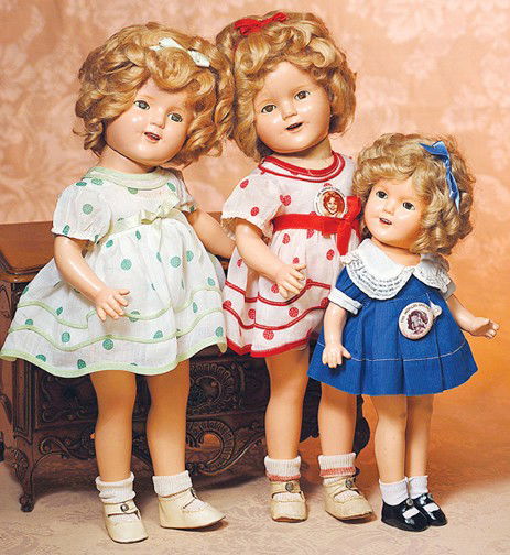COMPOSITOR SHIRLEY TEMPLE BY IDEAL: COMPOSITOR SHIRLEY TEMPLE BY IDEAL. Marks: Shirley Temple, copr. Ideal N & T. 17". Composition socket head, five-piece jointed body, brown sleep eyes, upper lashes, painted lower lashes, feathered bro