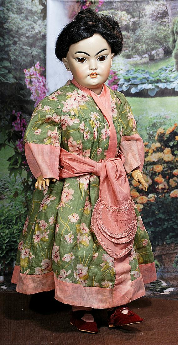 LOVELY SIMON & HALBIG, 1129, ASIAN PORTRAIT DOLL. 23”. Marks: S H 1129-10 Dep Germany.: LOVELY SIMON & HALBIG, 1129, ASIAN PORTRAIT DOLL. 23”. Marks: S H 1129-10 Dep Germany. Bisque socket head with light-amber tinted complexion, brown glass sleep eyes, thick dark eyeliner, painted