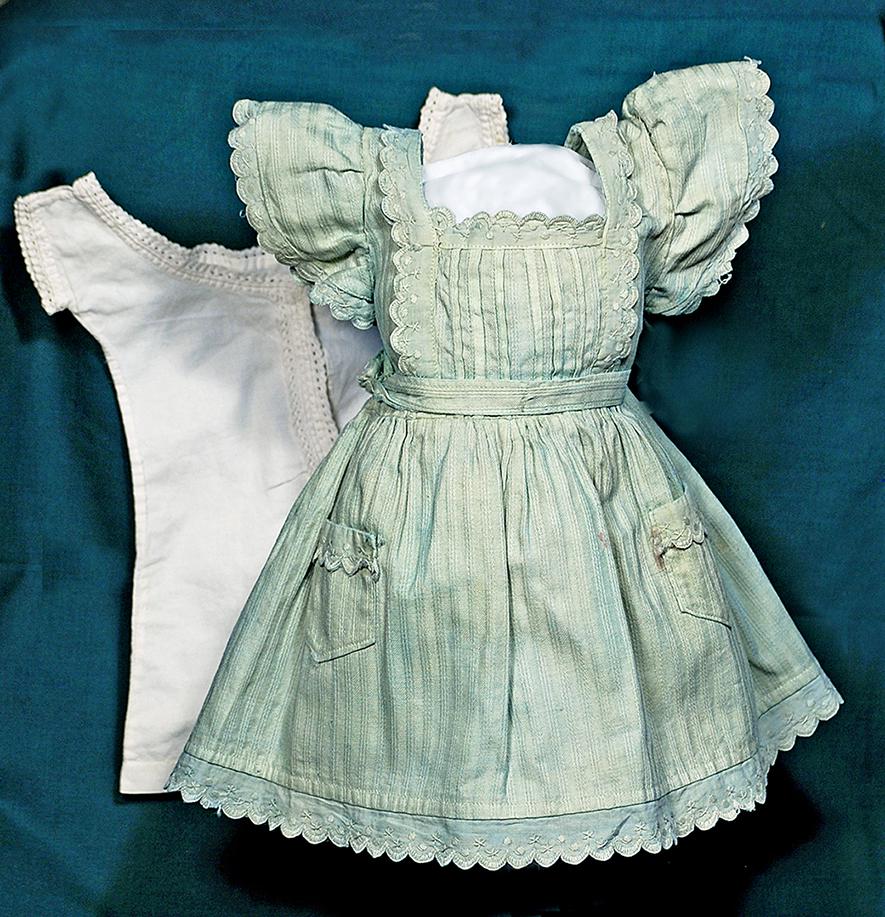 pinafore dress hijab