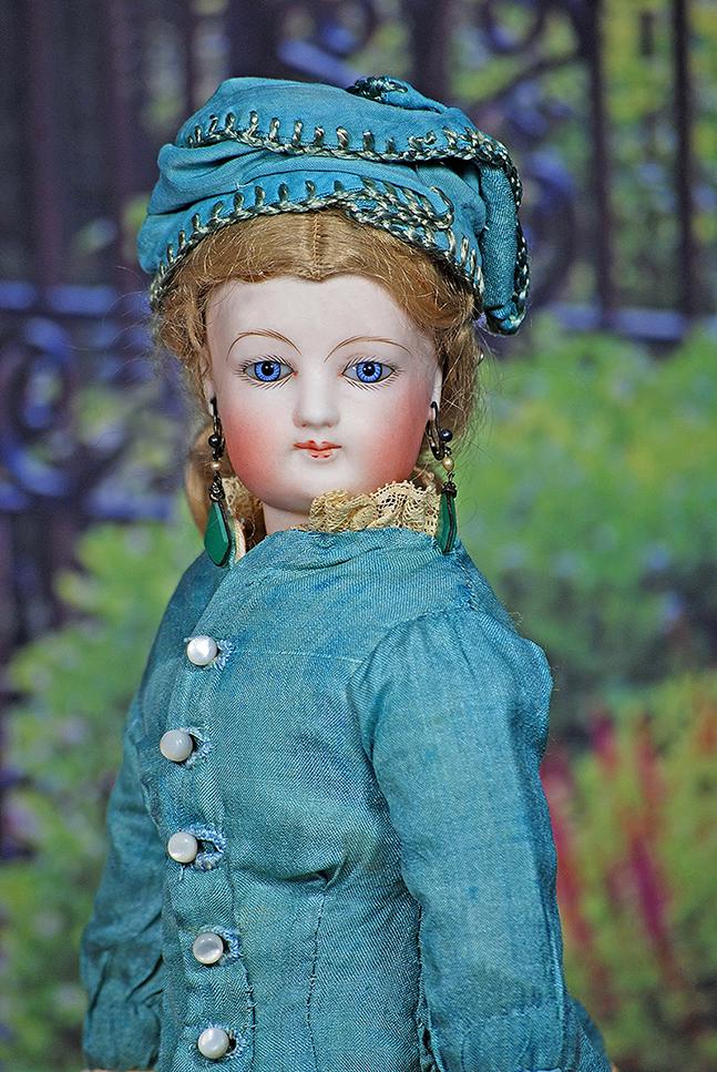 FRENCH BISQUE POUPEE BY JUMEAU.  16”.  Marks: 4.  Bisque swivel head on bisque shoulderplate, (1 of 2)