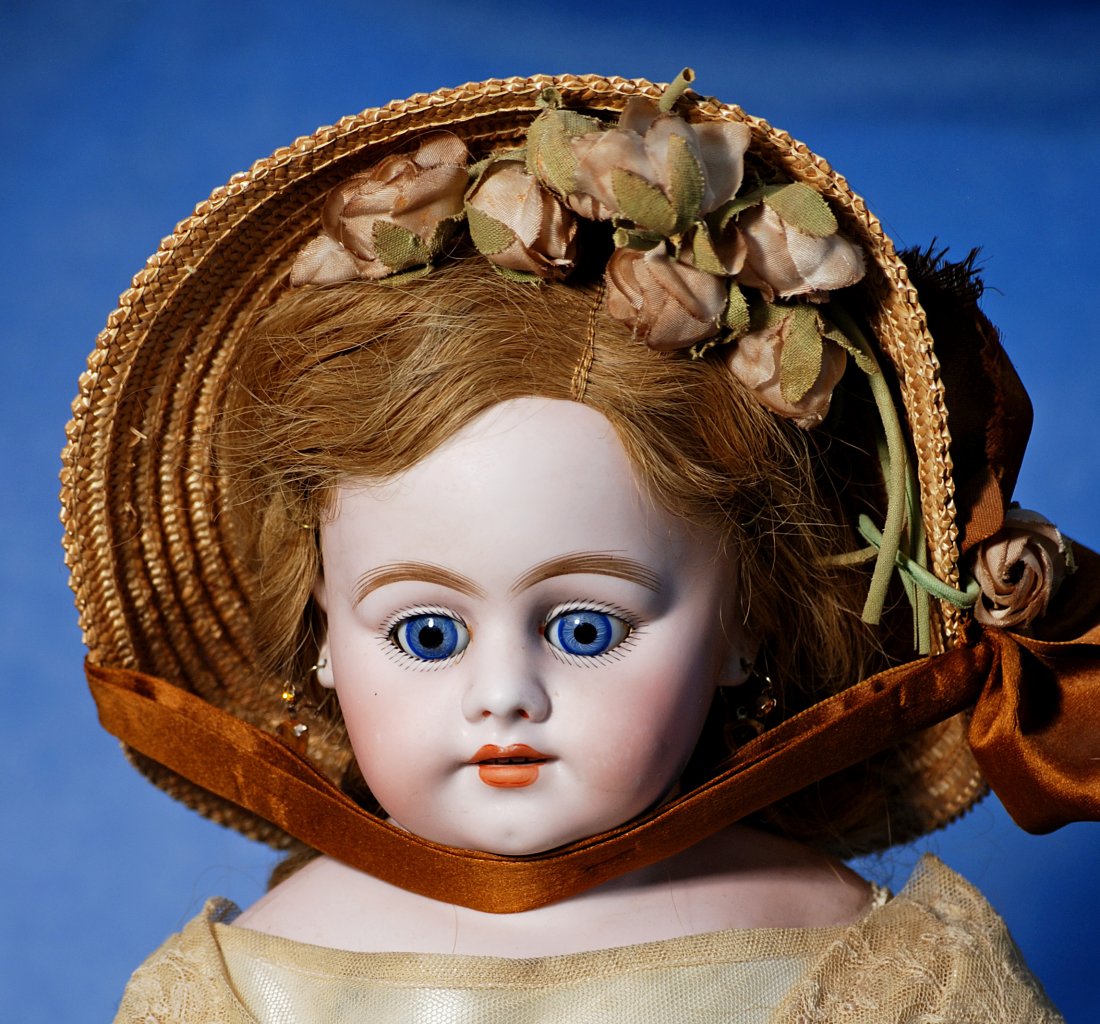 PRETTY SIMON AND HALIG, MOLD 1010, DOLL: PRETTY SIMON AND HALIG, MOLD 1010, DOLL. 27”. Marks: S & H Dep 1010. Bisque shoulderhead, blue sleep eyes, painted lashes, feathered brows, pierced ears, open mouth, accented lips, upper teeth,