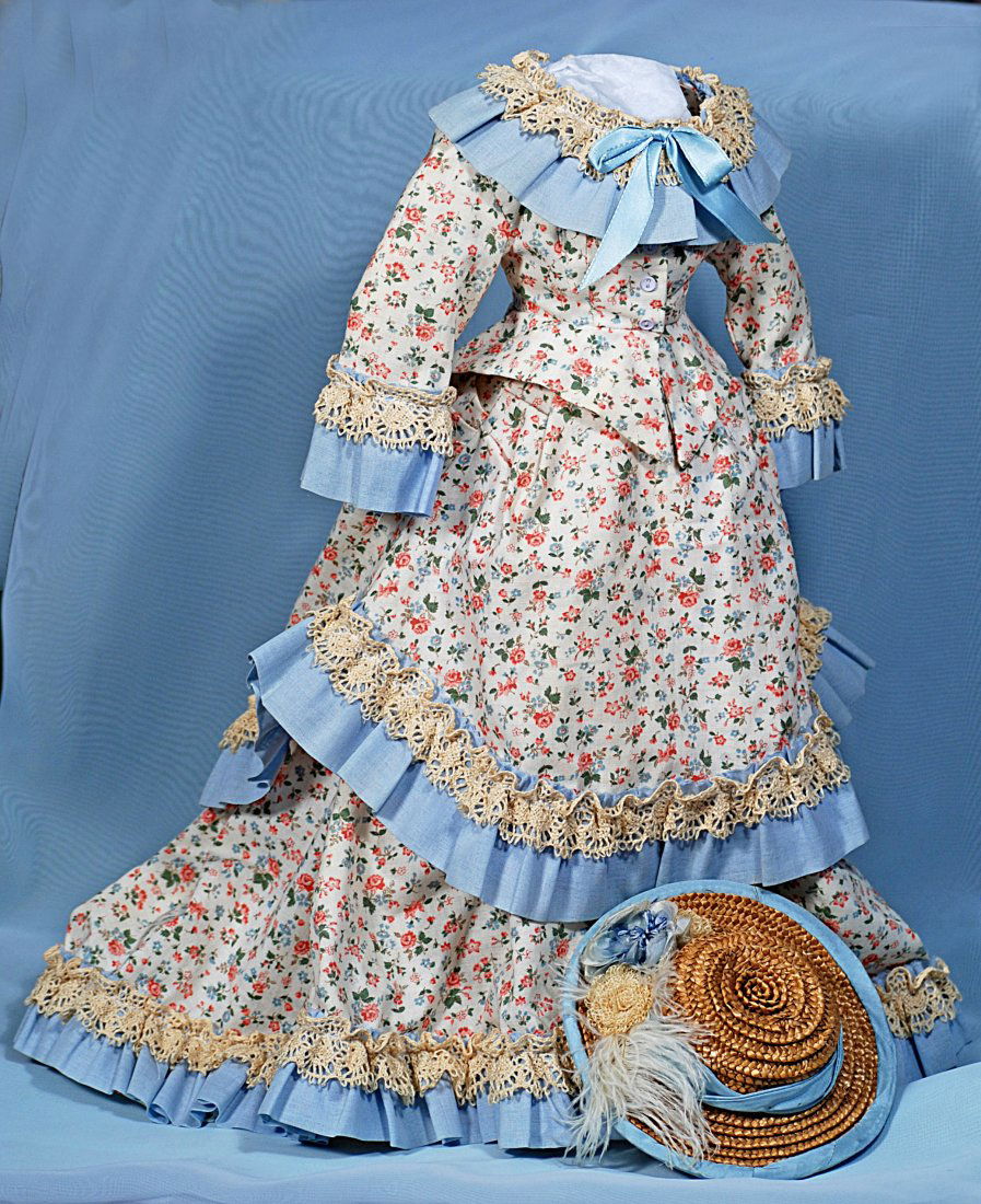 FASHION DOLL ENSEMBLE (1 of 1)