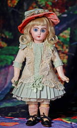 RARE FRENCH BISQUE BEBE BY JUMEAU, SIZE 1.