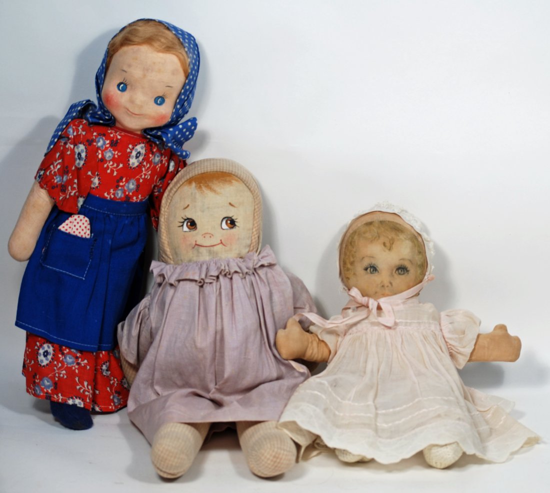 THREE VINTAGE CLOTH DOLLS. (1 of 1)