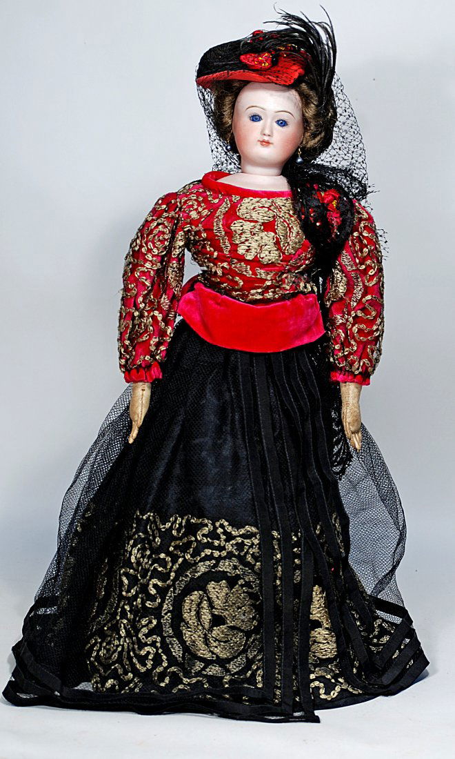 FRENCH FASHION REPRODUCTION DOLL (1 of 1)