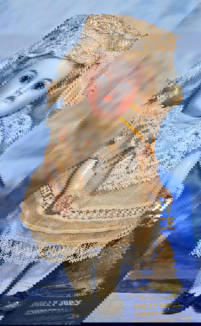 PRECIOUS TINY CLOSED MOUTH DOLL BY KAMMER AND REINHARDT   6 ½” (1 of 2)