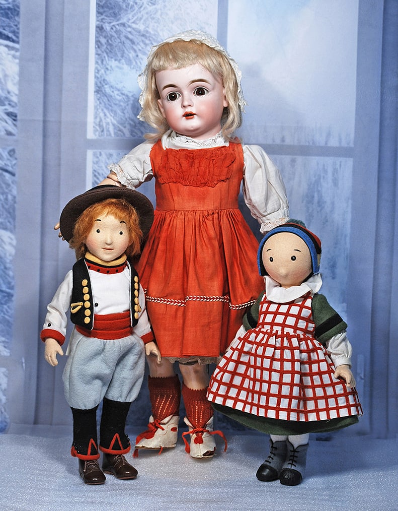 R JOHN WRIGHT LA ENFANCE DE BACASSINE AND COMPANION JOEL: JOHN WRIGHT LA ENFANCE DE BACASSINE AND COMPANION JOEL 13” Each is all felt with fully-jointed body and sculpted face with painted features, dressed in felt and cotton provincial costume with le