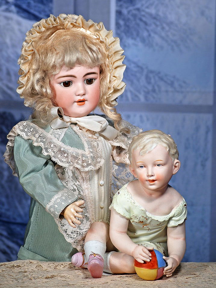 GERMAN BISQUE CHILD BY HANDWERCK 20”: 20” Marks 109 - 10 ½ X Germany Handwerck Bisque socket head, brown sleep eyes, painted lashes,