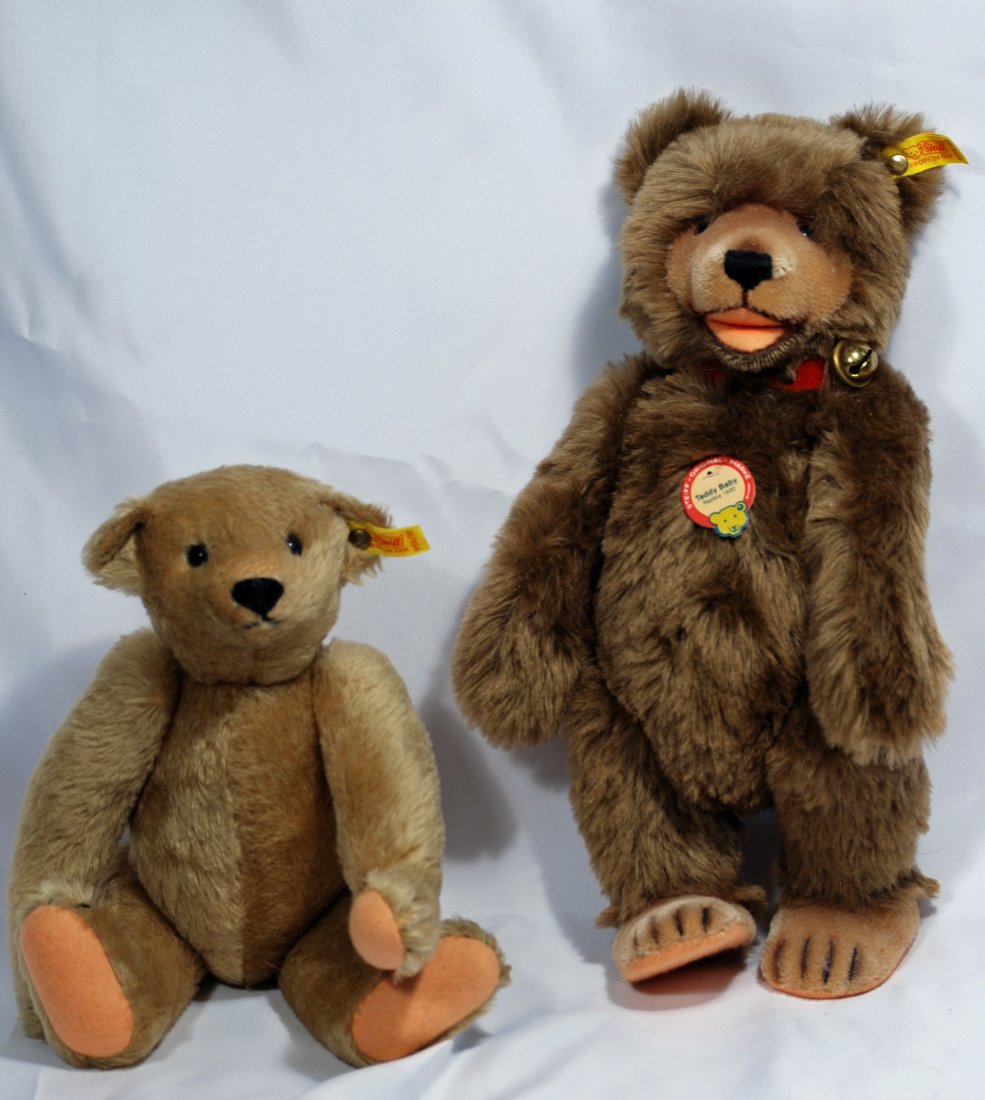 TWO STEIFF TEDDY BEARS (1 of 1)