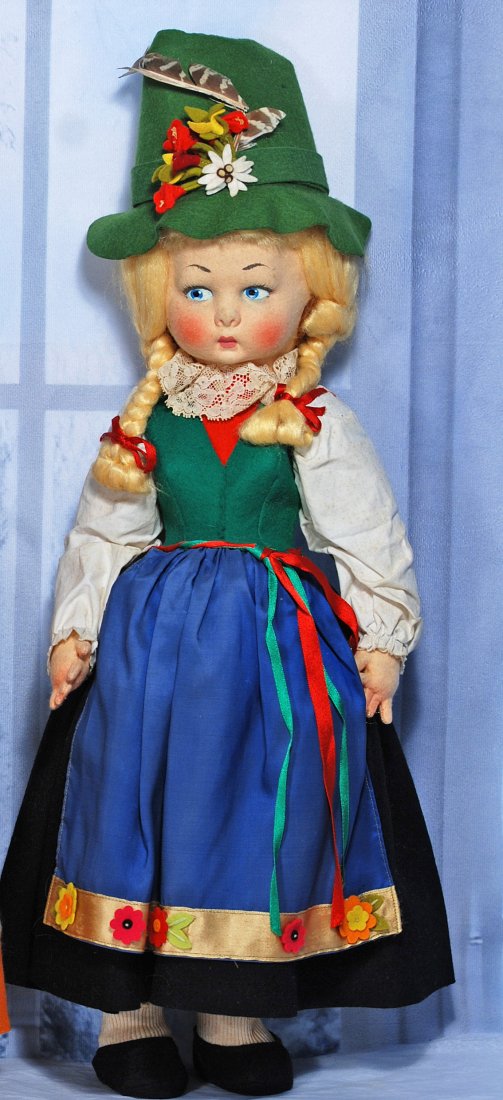 LENCI FELT CHARACTER DOLL “PAMELA” IN ALPINE COSTUME (1 of 1)