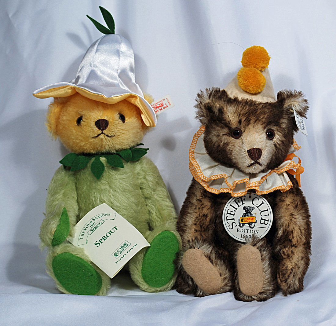 TWO STEIFF TEDDY BEARS. (1 of 1)