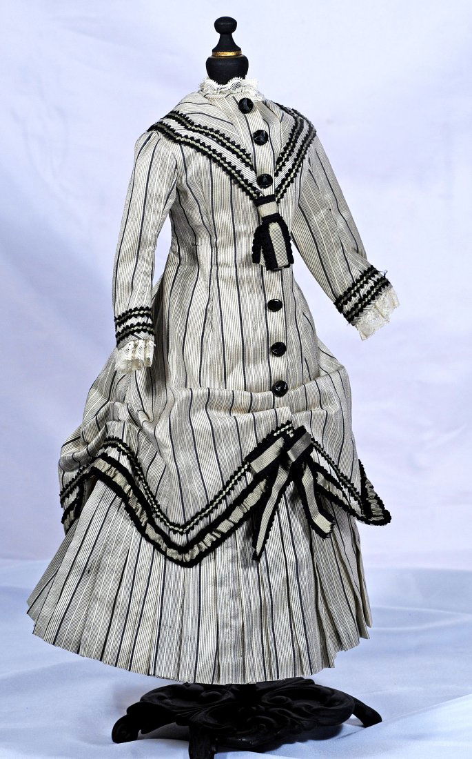 TWO PIECE WALKING SUIT FOR FRENCH POUPEE. (1 of 1)