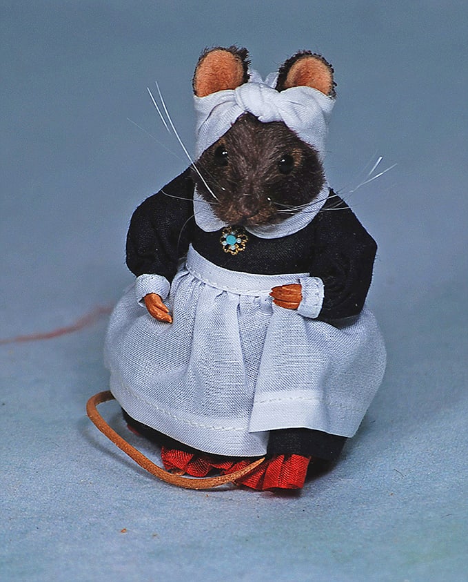 GONE WITH THE WIND “MAMMY” MOUSE BY R (1 of 1)