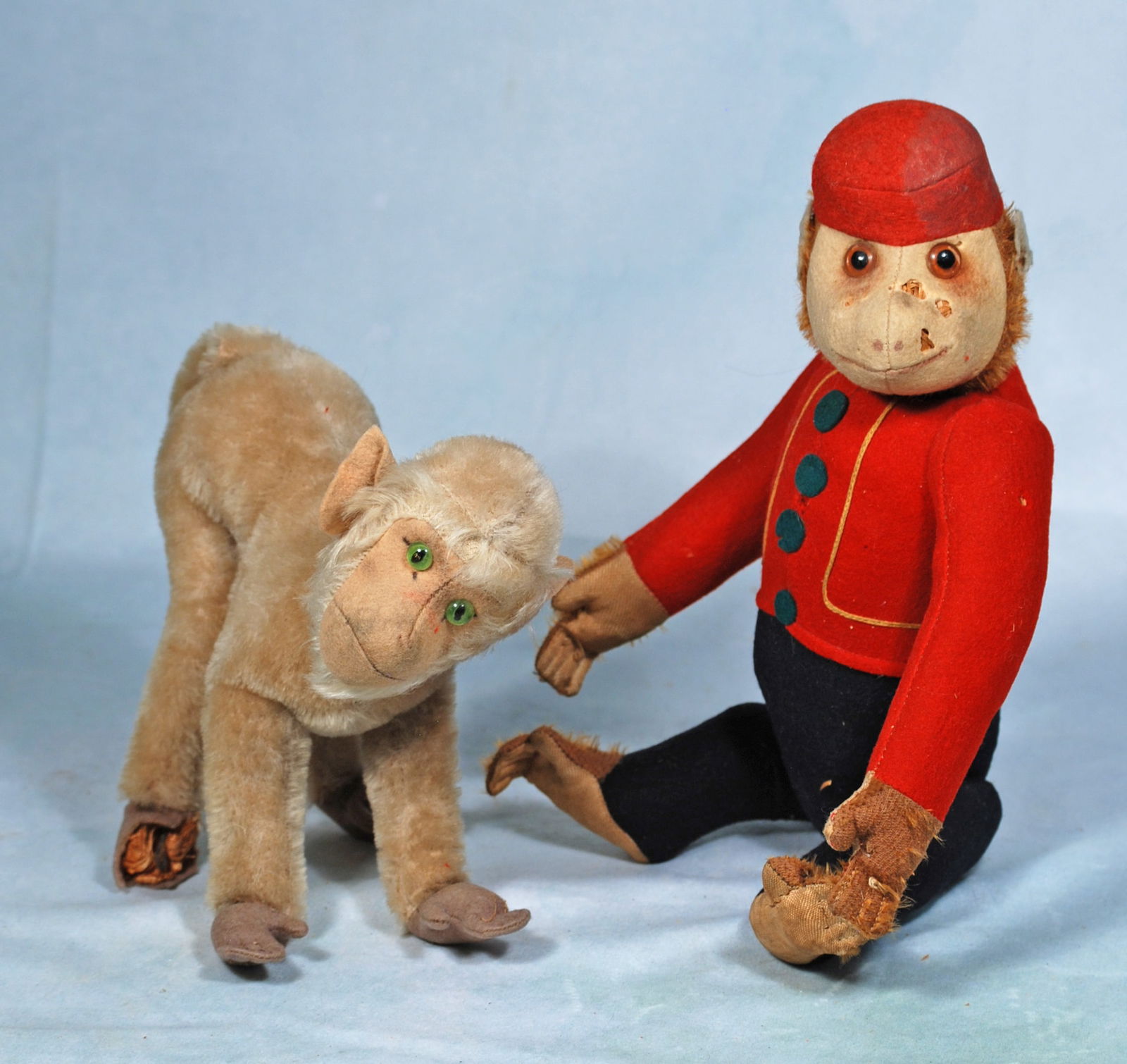 SHUCO YES/NO BELL HOP MONKEY AND STEIFF MONKEY. (1 of 1)