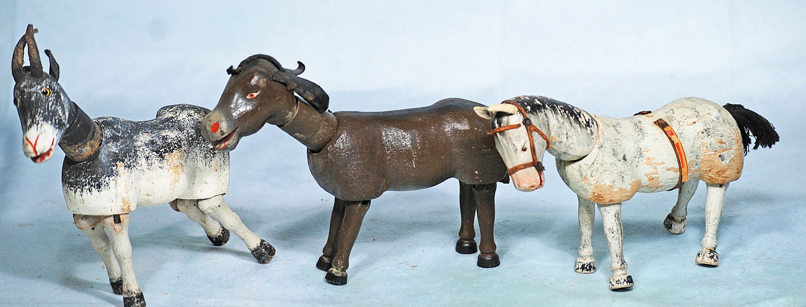 THREE SCHOENHUT ANIMALS. (1 of 1)