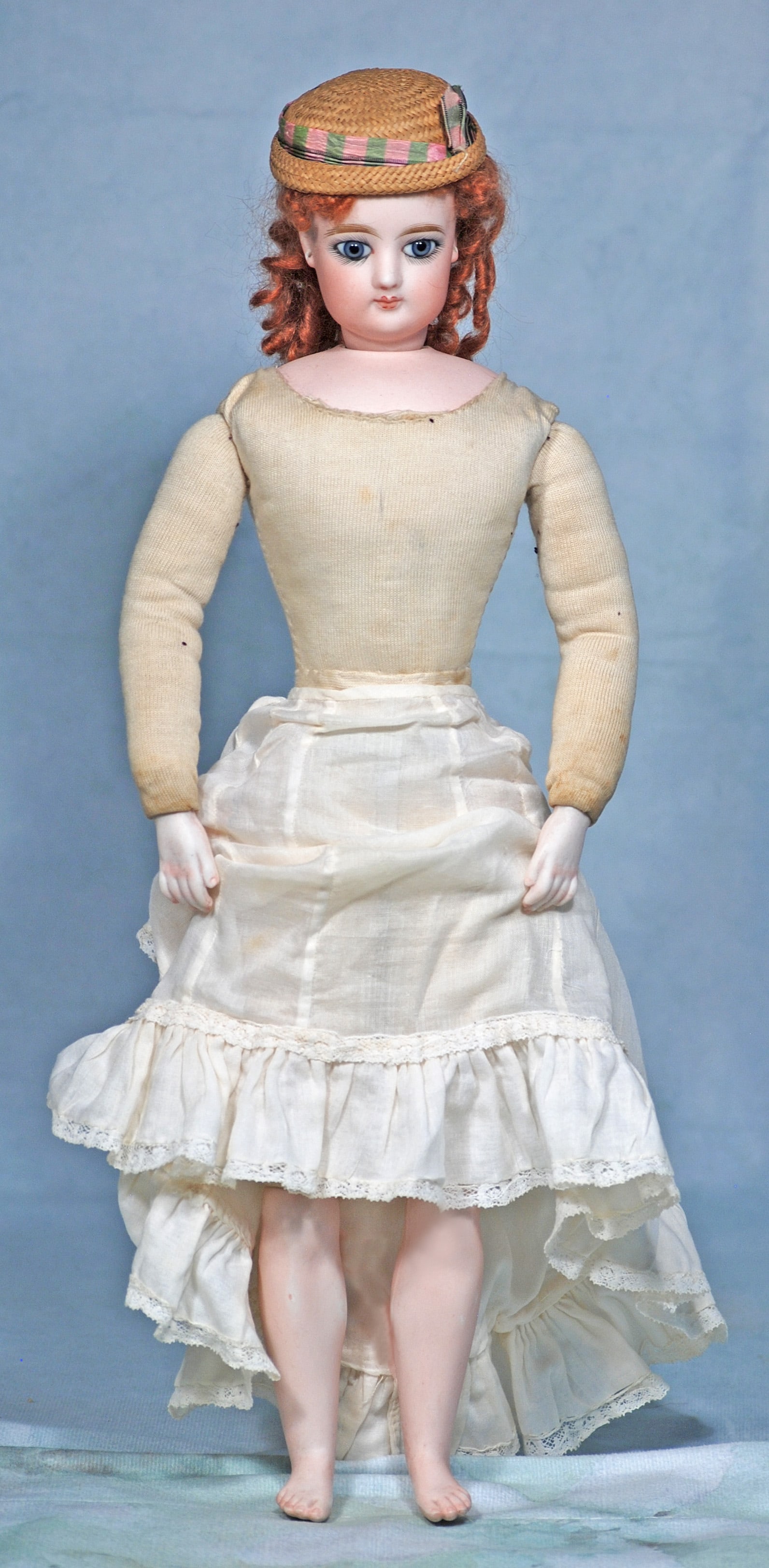 FRENCH BISQUE POUPEE BY GAULTIER WITH GESLAND BODY. (1 of 2)