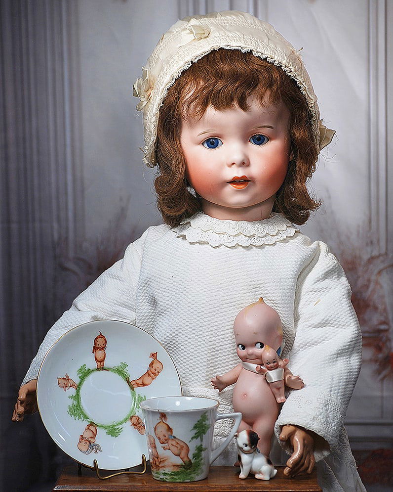 GERMAN KEWPIE DOLL, DOODLEDOG, CUP AND SAUCER (1 of 2)