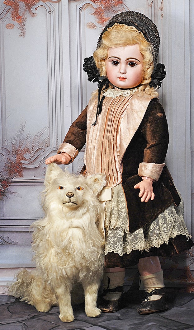 LOVELY FRENCH BISQUE PARIS BEBE BY DANEL ET CIE. (1 of 3)