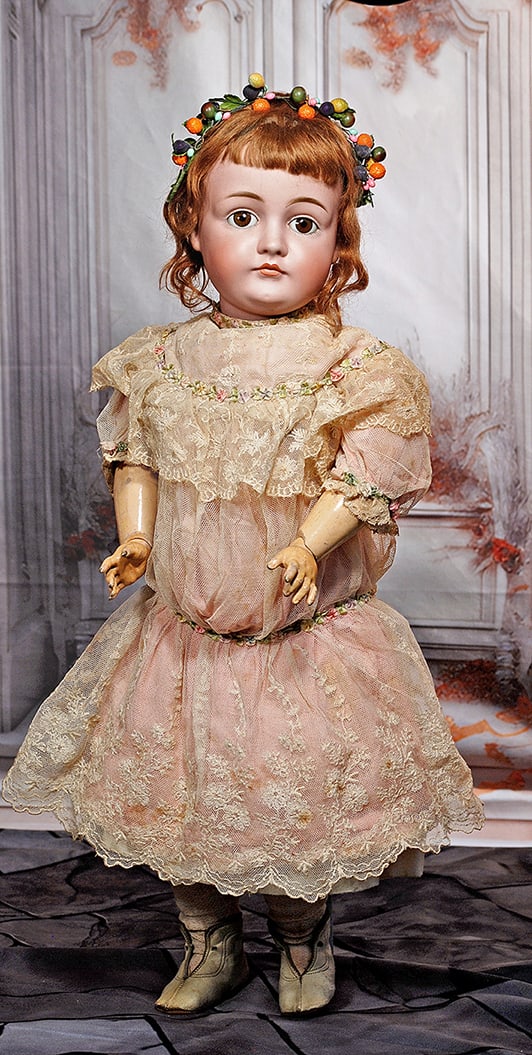 GERMAN BISQUE CLOSED-MOUTH DOLL BY KESTNER. (1 of 2)