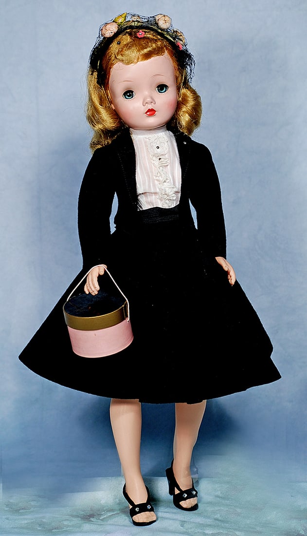 ALEXANDER 1957 CISSY IN BLACK WOOL SUIT. (1 of 1)
